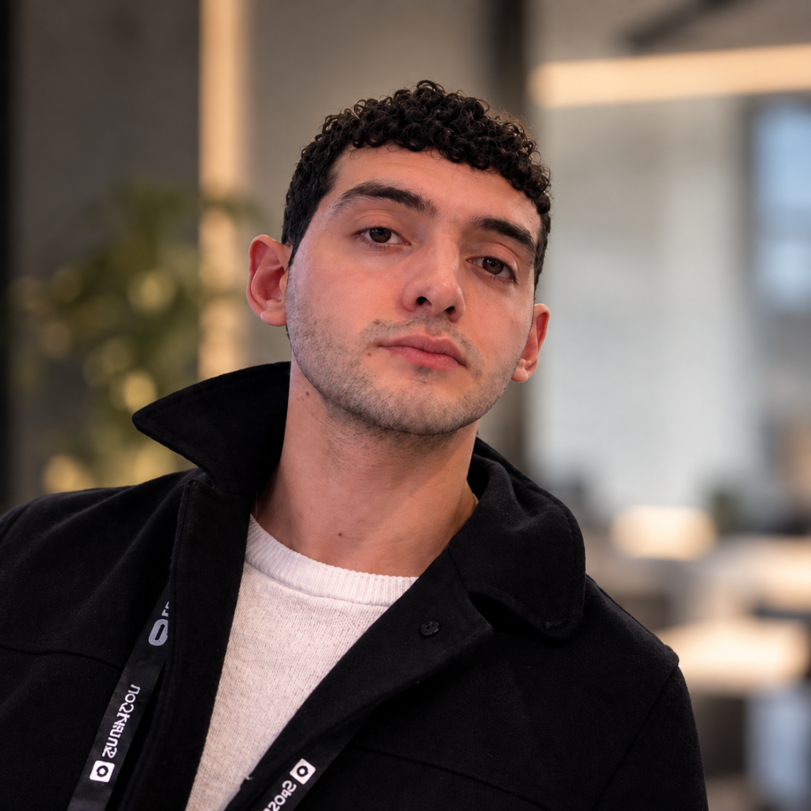 Portrait of Sebastian Felipe, CEO of Redwood North